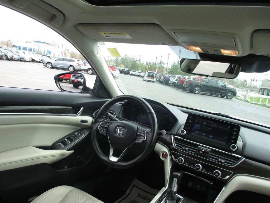 Used 2022 Honda Accord EX-L image 18