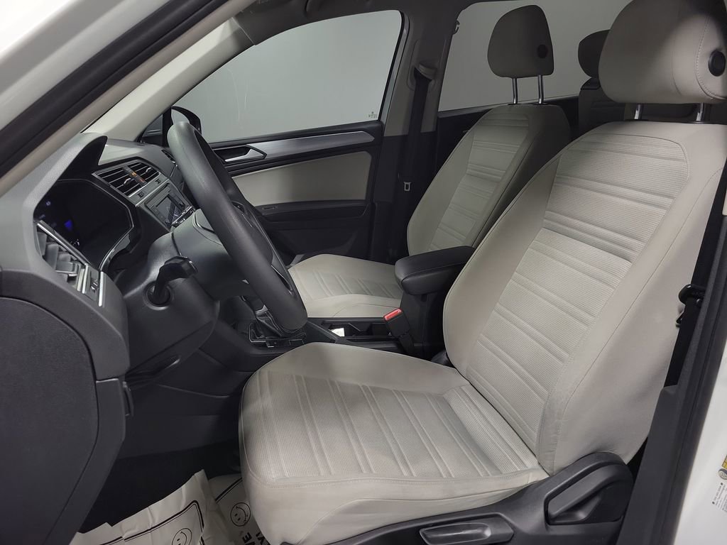 Used 2023 Volkswagen Tiguan S image 13