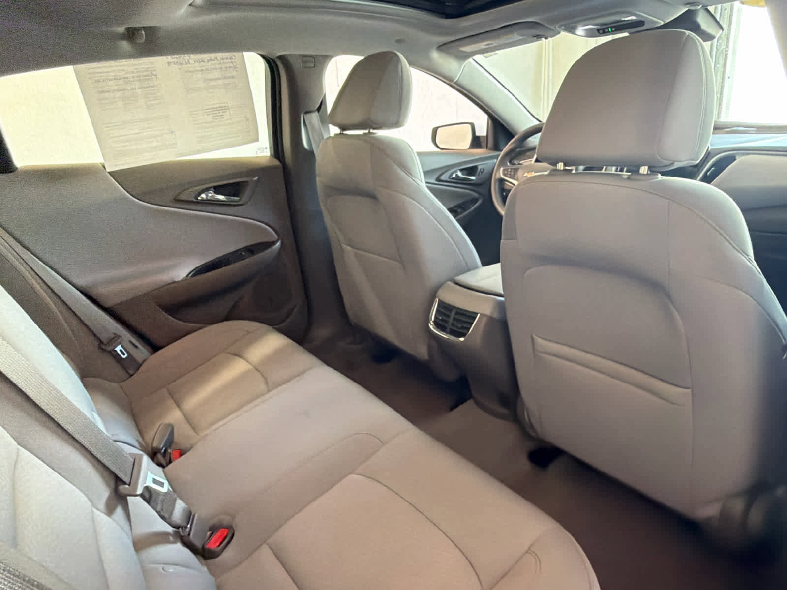 Used 2024 Chevrolet Malibu LT FWD image 28