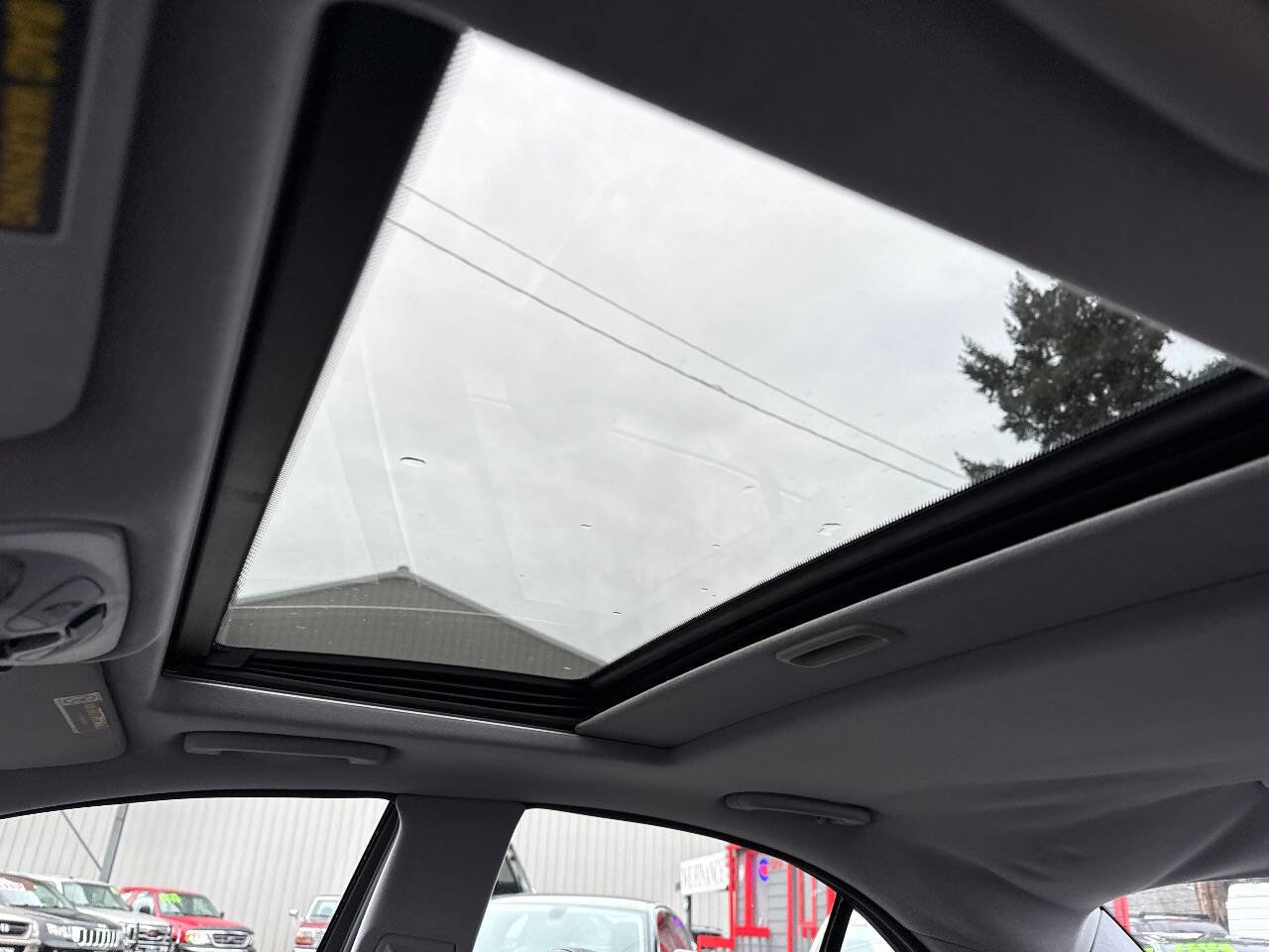 Used 2002 Mercedes-Benz C 240 Sedan image 15