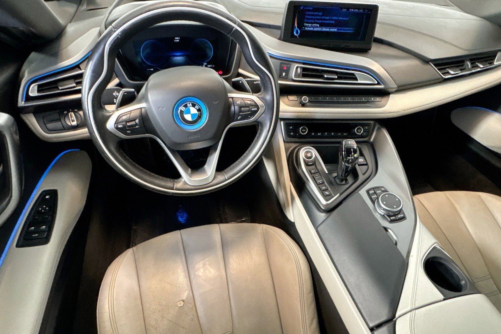 Used 2015 BMW i8 image 18