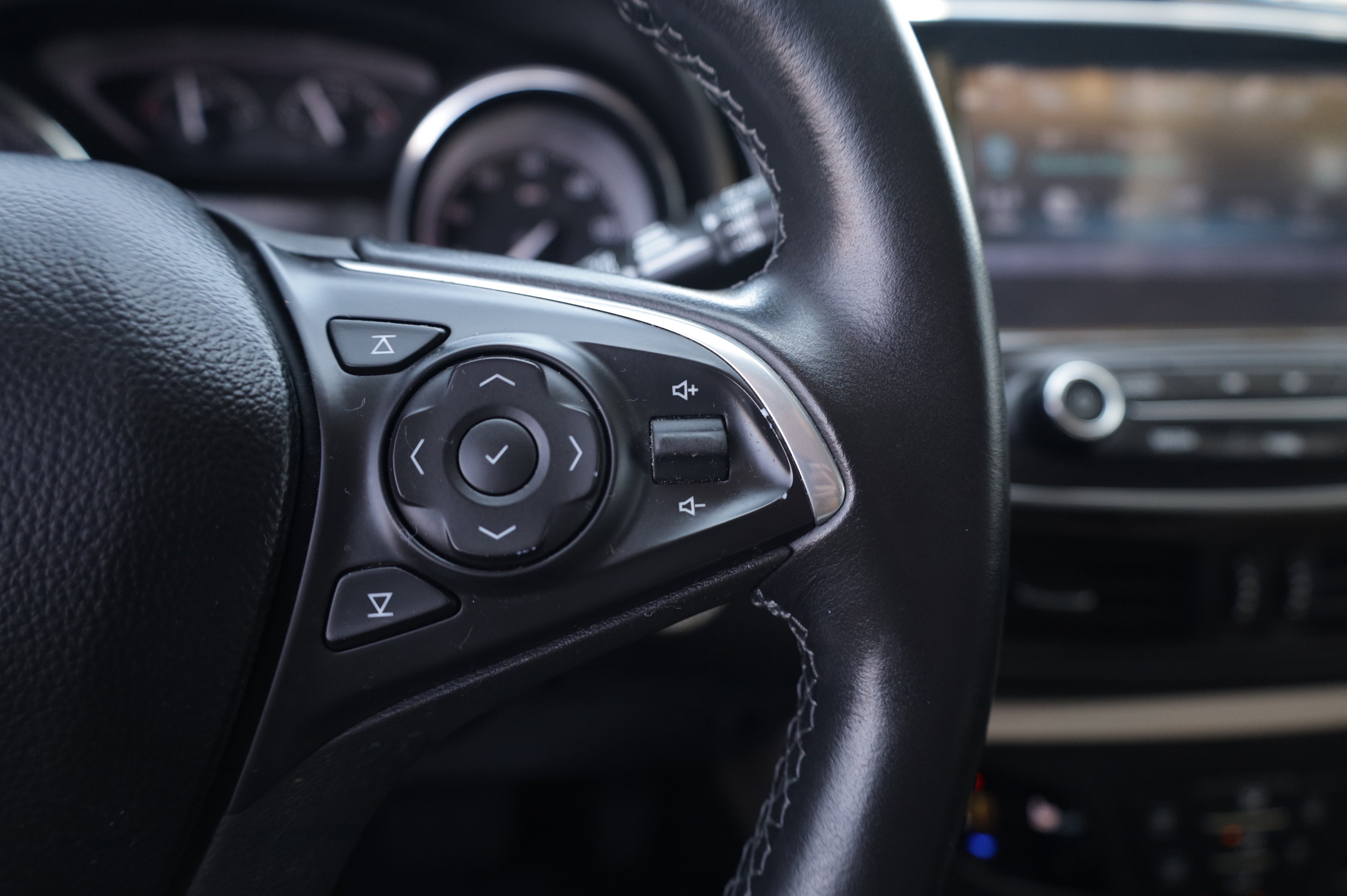 Used 2020 Buick Envision Preferred FWD image 20