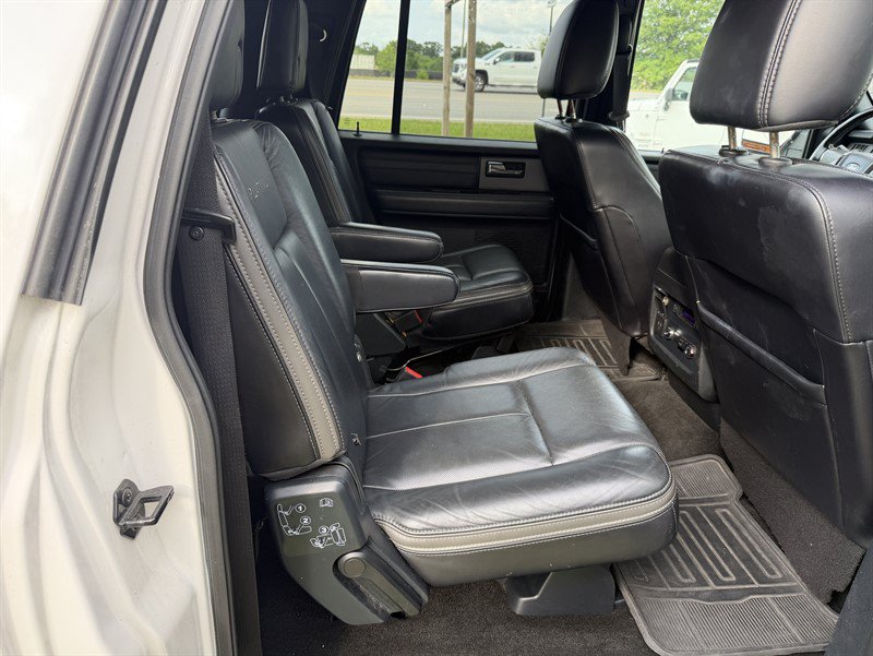 Used 2015 Ford Expedition EL Platinum RWD image 14