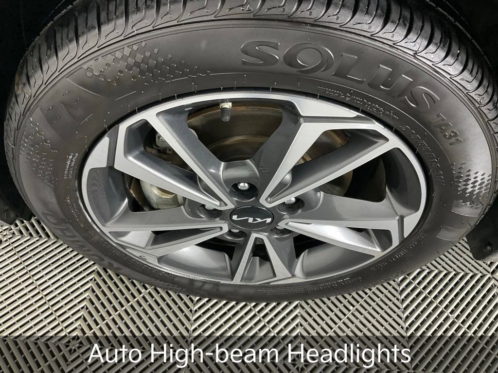 Certified 2024 Kia Forte LXS w/ LXS Technology Package image 11