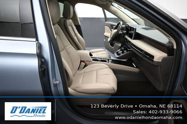Used 2022 Lincoln Corsair Reserve w/ Equipment Group 201A AWD/4WD image 41