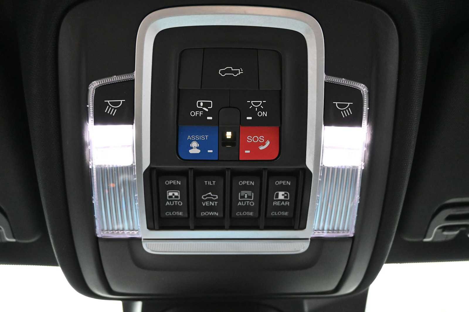 Used 2020 RAM 1500 Limited AWD/4WD image 22