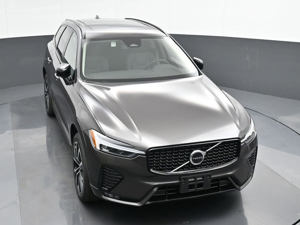 New 2025 Volvo XC60 B5 Plus w/ Protection Package Premier image 34