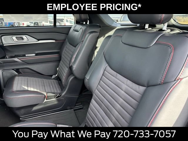 New 2026 Ford Explorer ST-Line w/ ST-Line Street Pack AWD/4WD image 15