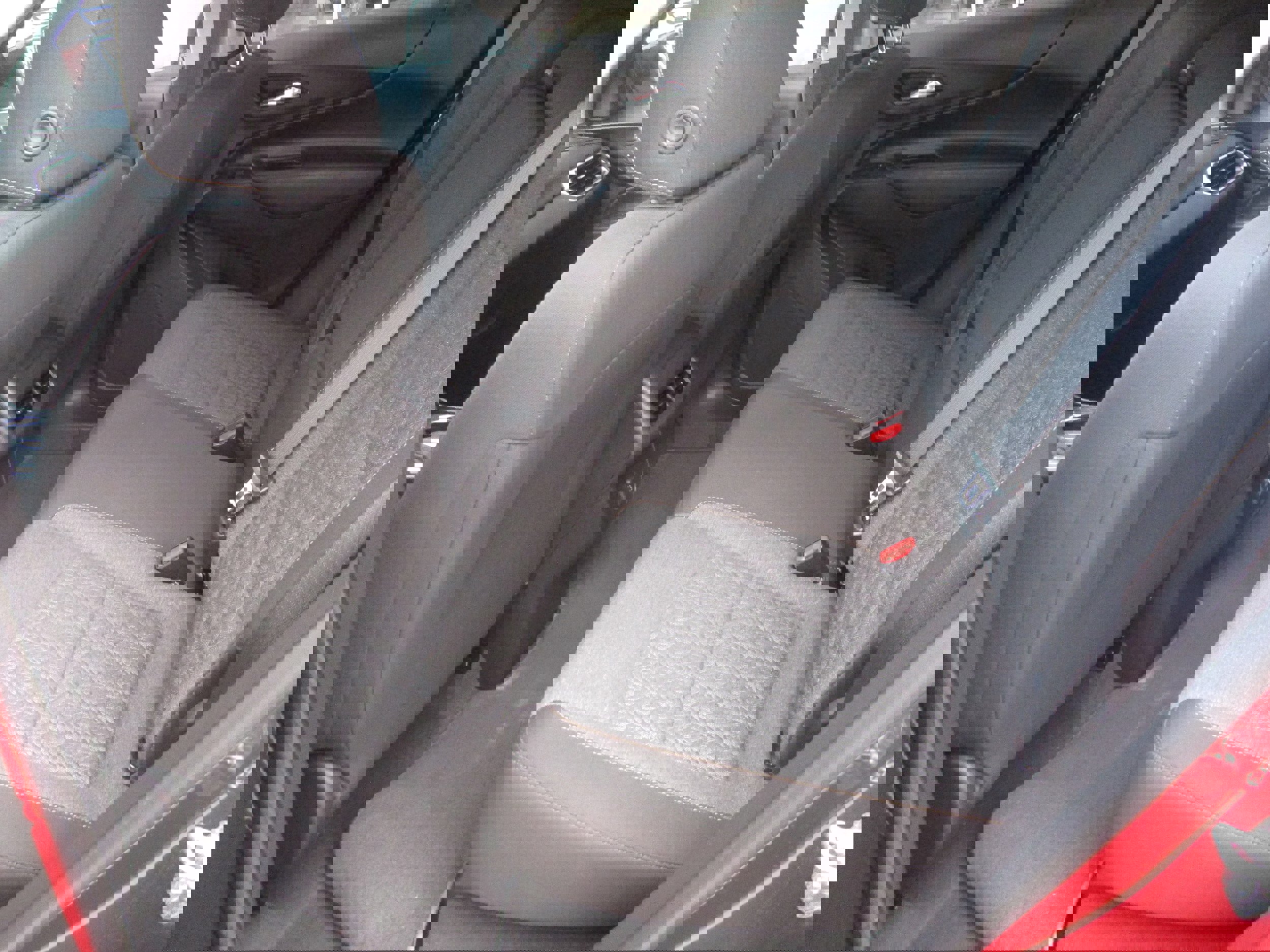 Used 2024 Chevrolet Equinox LT FWD image 5