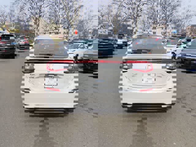 Certified 2024 Honda Civic EX-L image 5