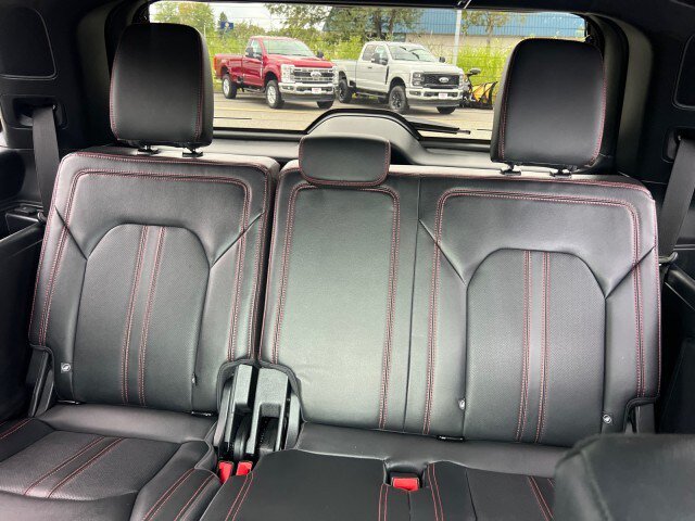 Certified 2022 Ford Expedition Limited AWD/4WD image 26