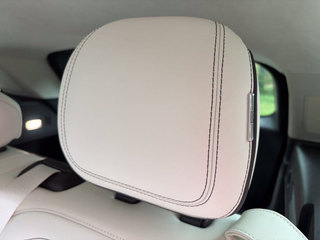 New 2026 Lincoln Nautilus Black Label AWD/4WD image 21
