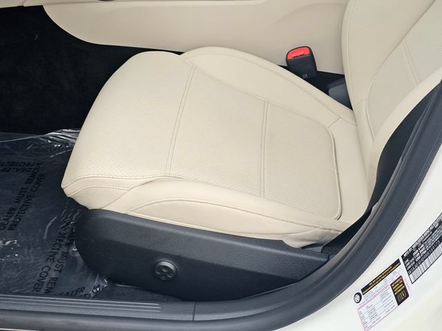 Used 2024 Mercedes-Benz C 300 4MATIC Sedan image 19