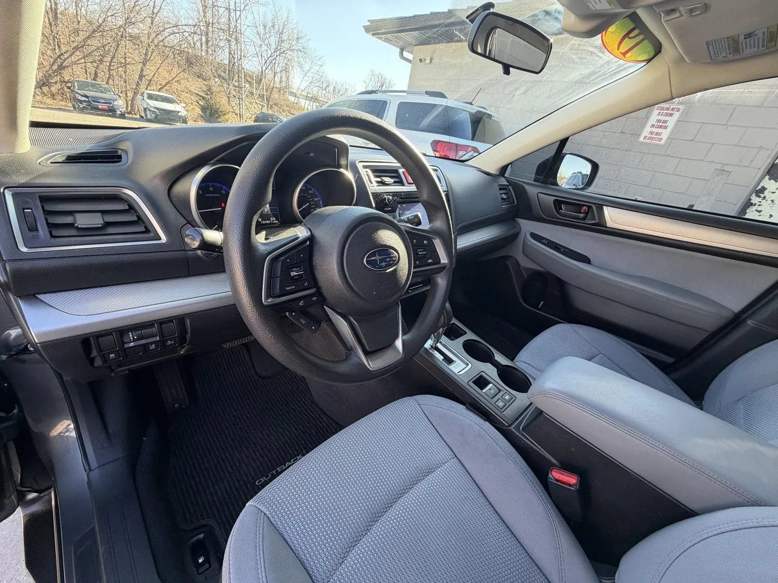 Used 2019 Subaru Outback 2.5i AWD/4WD image 11