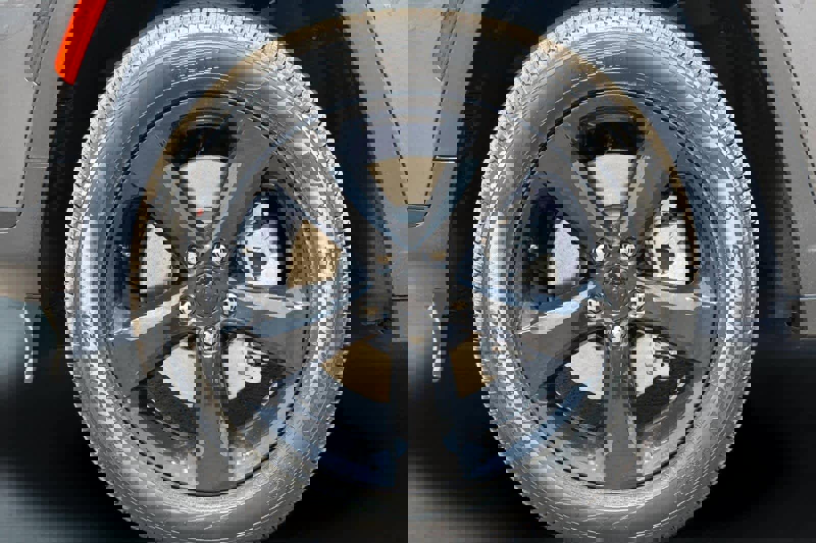 New 2025 Jeep Grand Cherokee L Limited w/ Black Appearance Package image 32