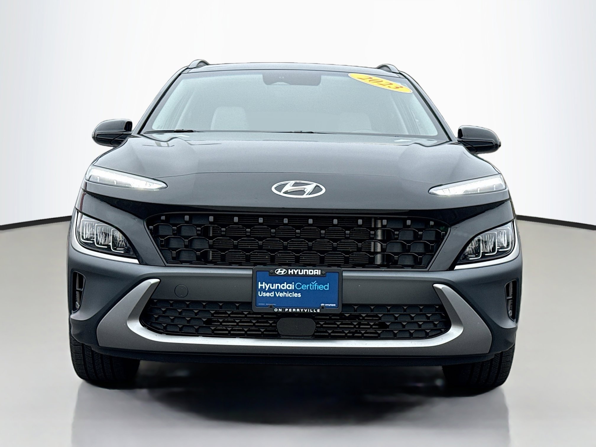 Certified 2023 Hyundai Kona Limited w/ Cargo Package image 17