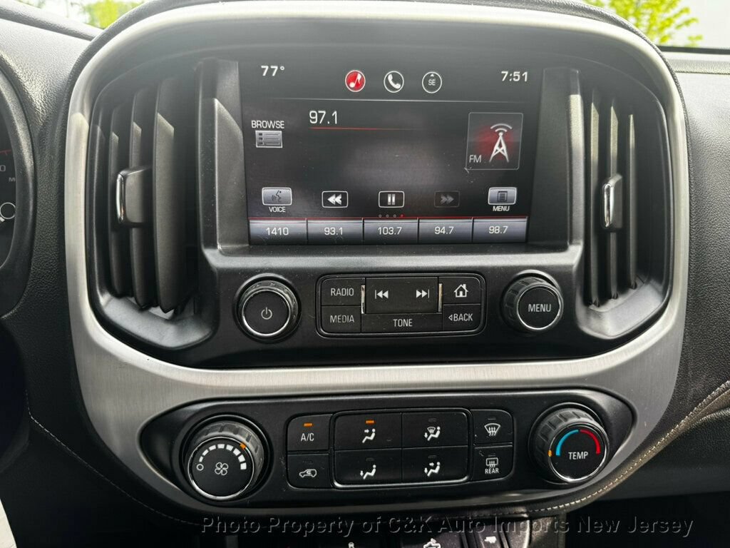 Used 2015 GMC Canyon SLE AWD/4WD image 21