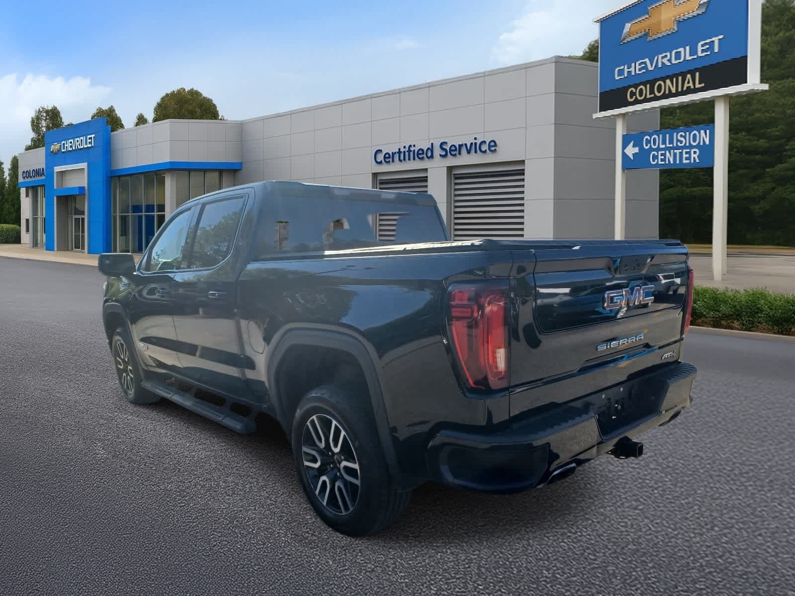 Used 2021 GMC Sierra 1500 AT4 AWD/4WD image 5