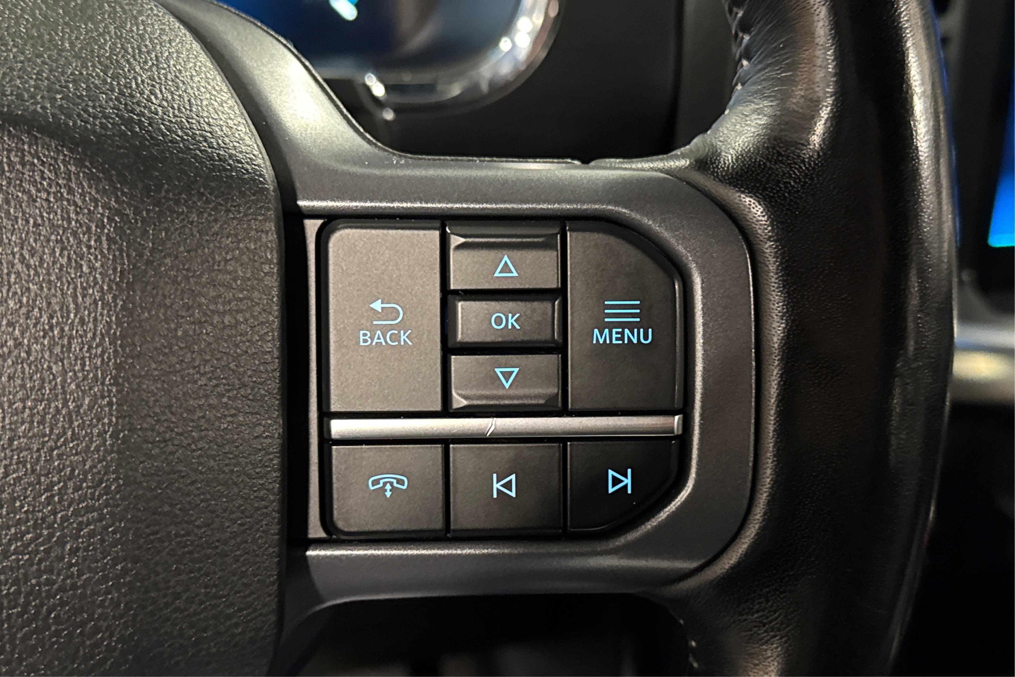 Used 2023 Ford F150 Lariat w/ Equipment Group 502A High AWD/4WD image 27