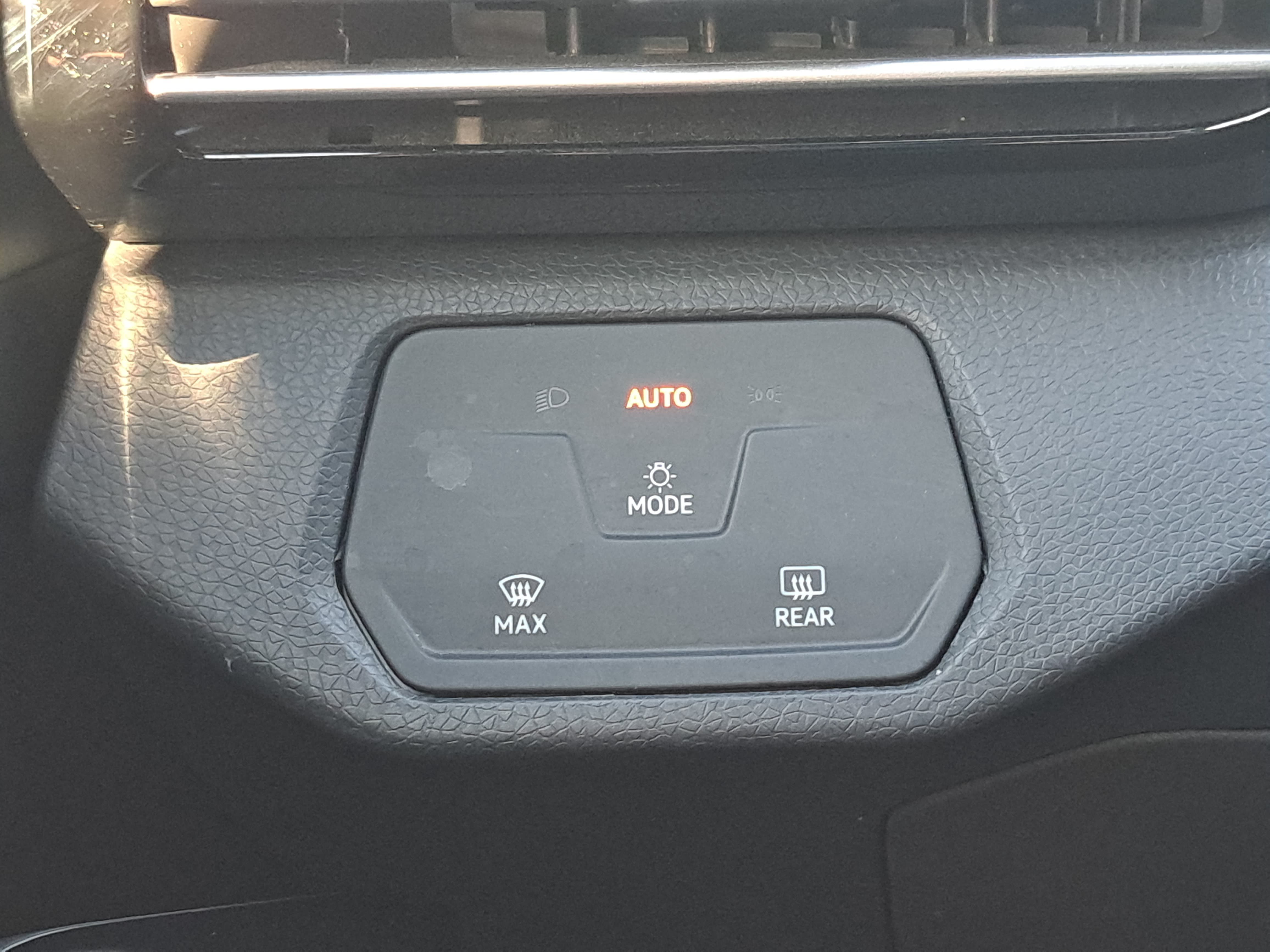 Used 2023 Volkswagen ID.4 Pro RWD image 26