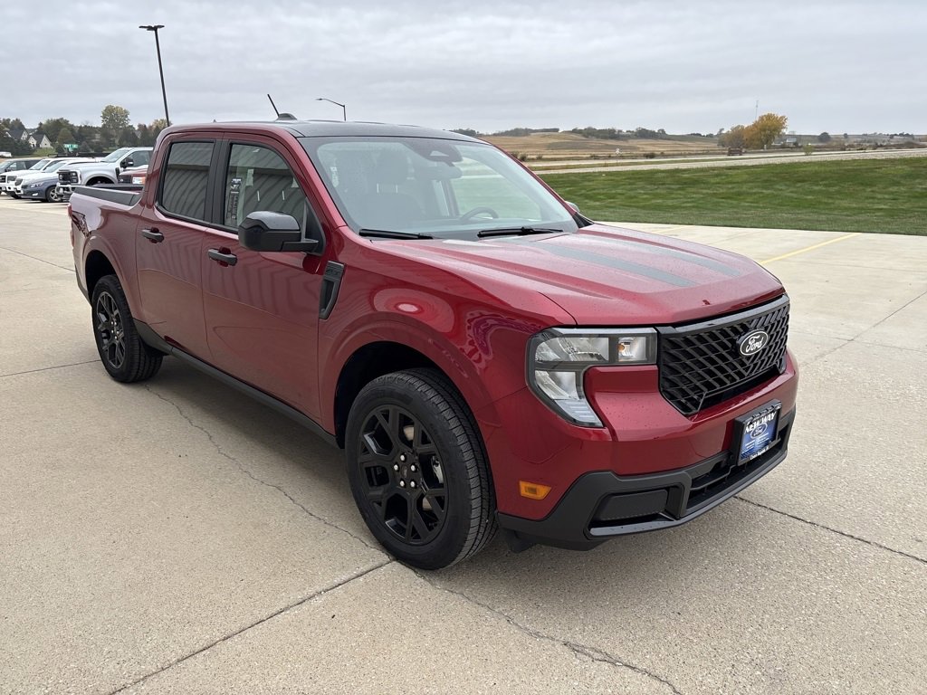 New 2025 Ford Maverick XLT w/ XLT Luxury Package image 3