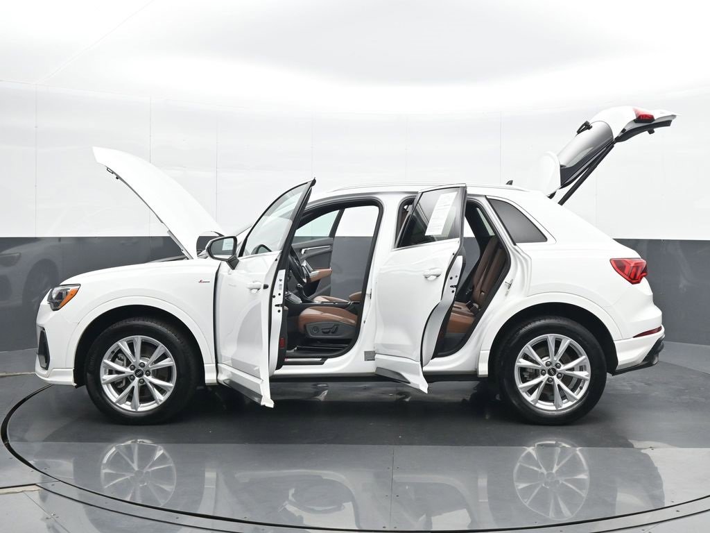 Used 2022 Audi Q3 2.0T Premium image 27