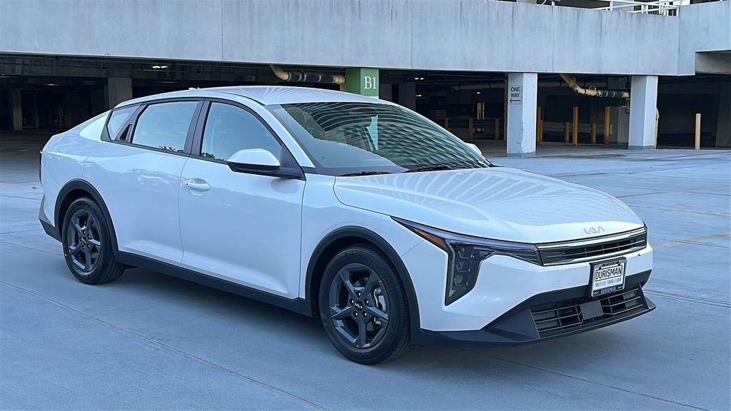 New 2026 Kia K4