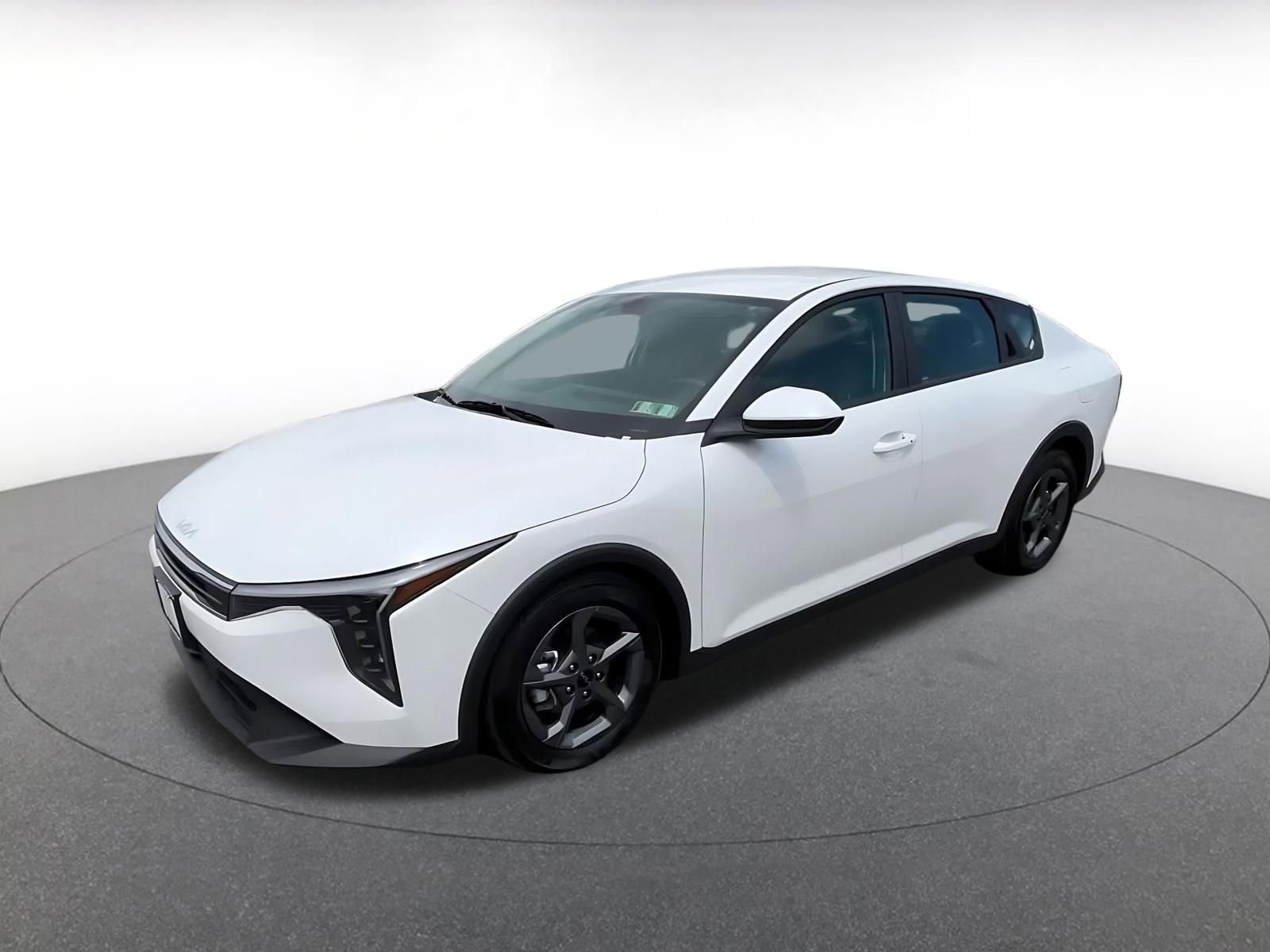 Used 2025 Kia K4 FWD image 9