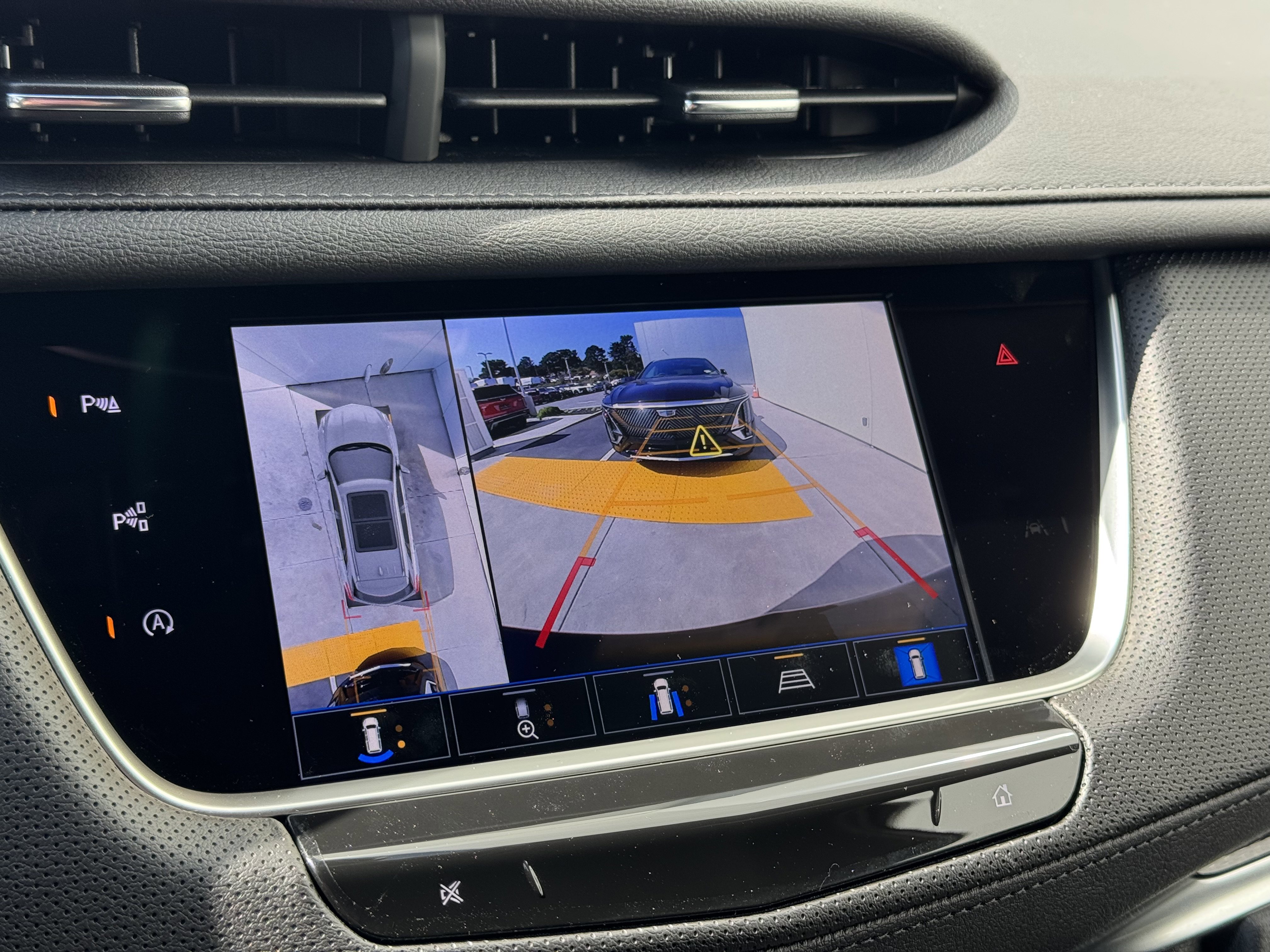 New 2025 Cadillac XT5 Sportv w/ Technology Package image 22