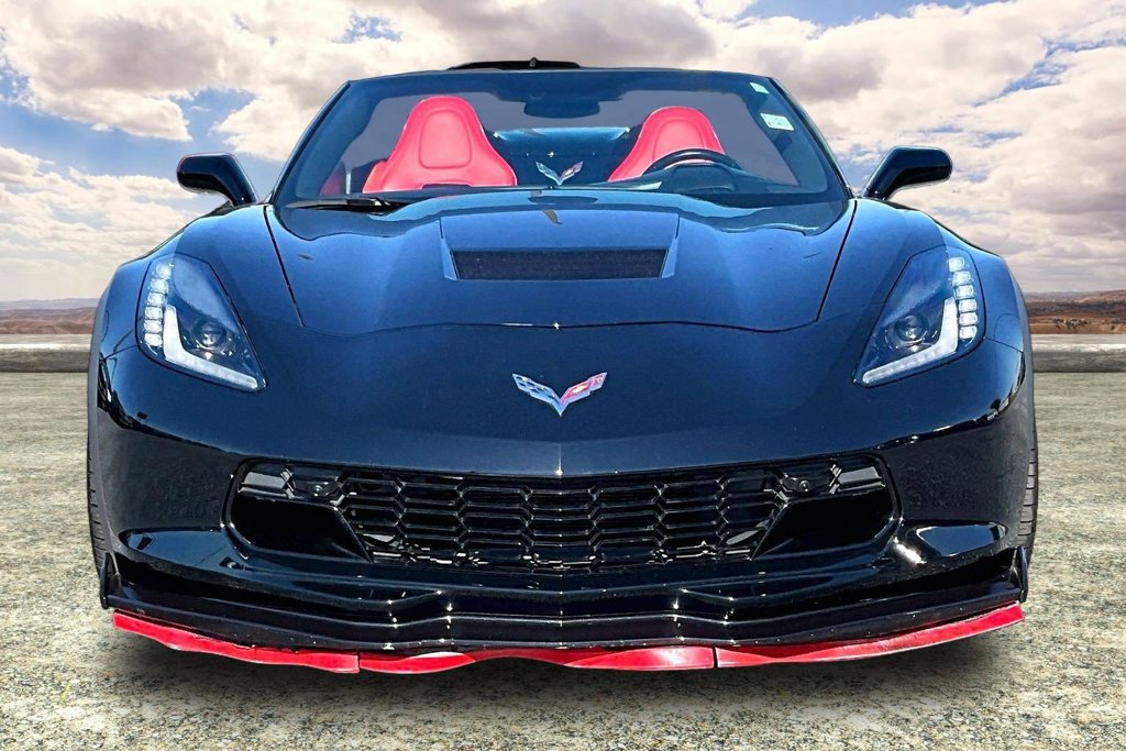Used 2019 Chevrolet Corvette Grand Sport RWD image 2