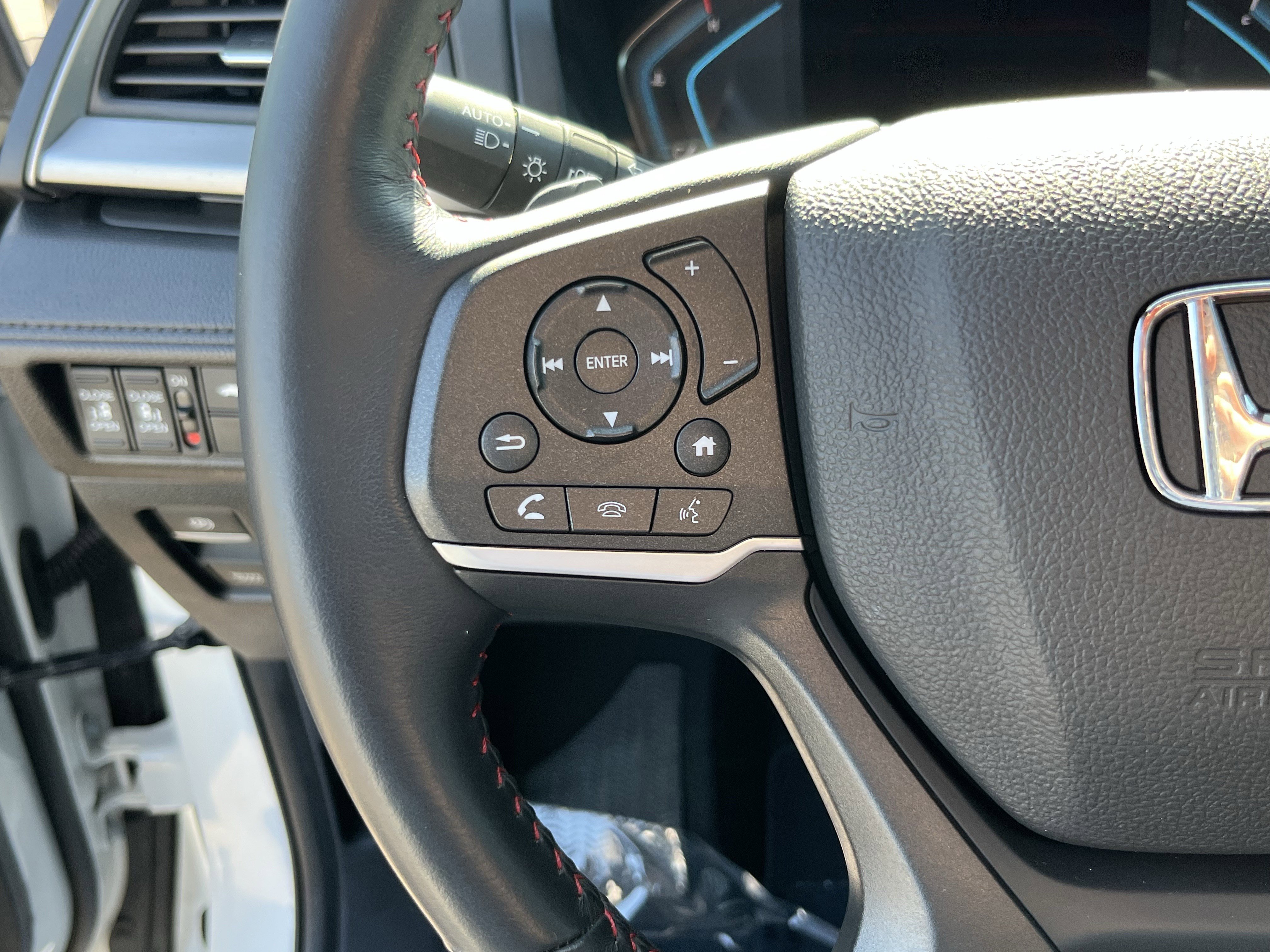 Used 2023 Honda Odyssey Sport image 20