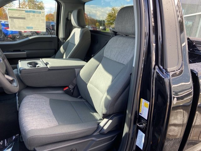 New 2026 Ford F350 4x4 Regular Cab DRW Super Duty image 9