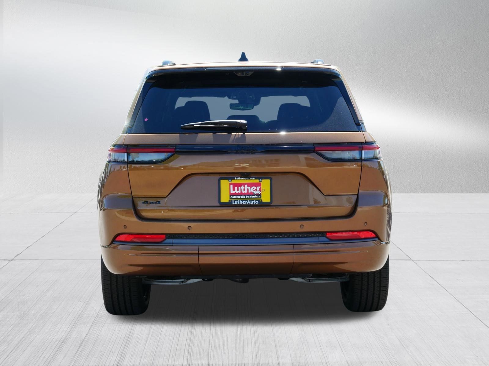 New 2026 Jeep Grand Cherokee Limited AWD/4WD image 6