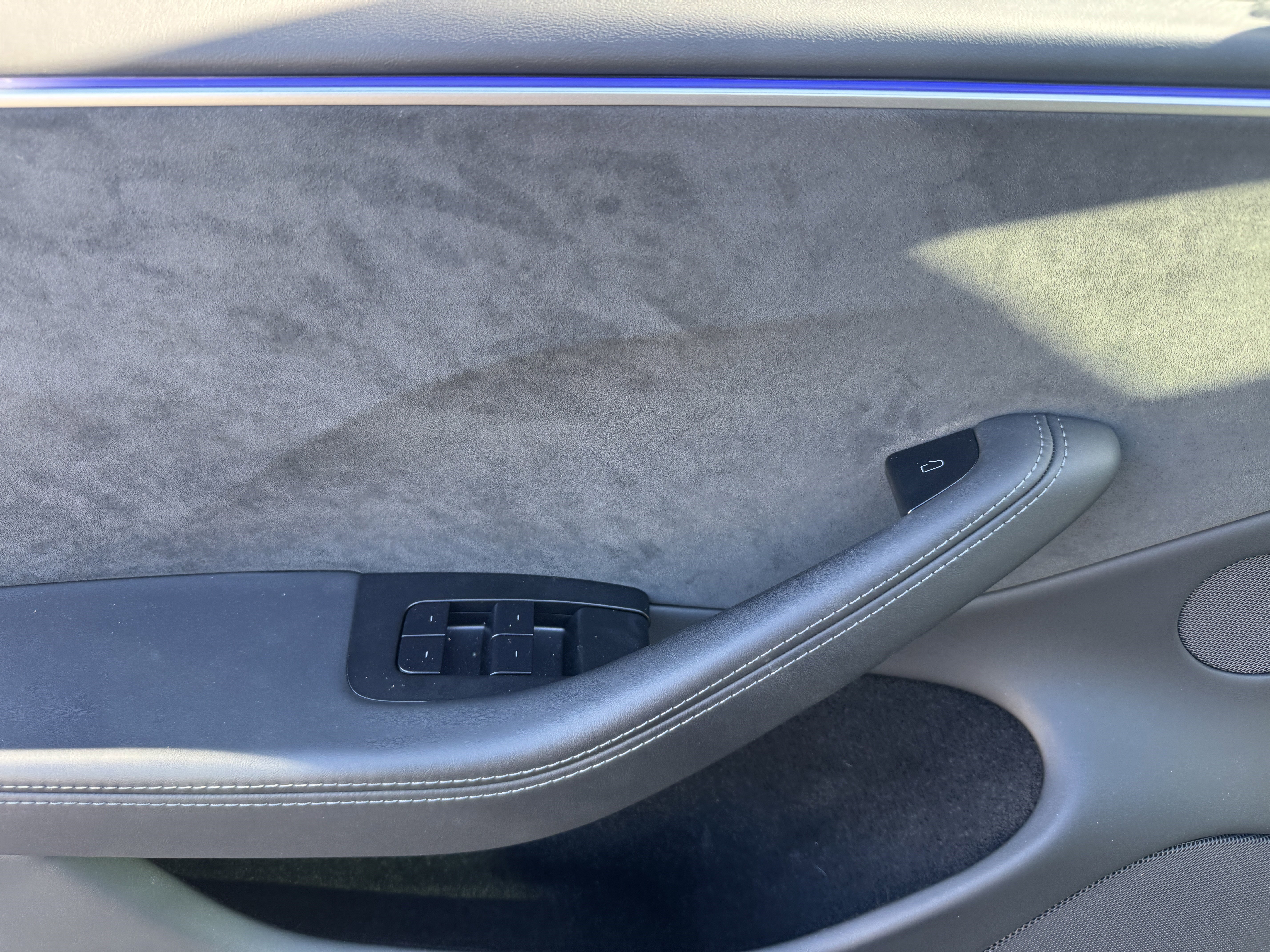 Used 2024 Tesla Model 3 Performance image 9