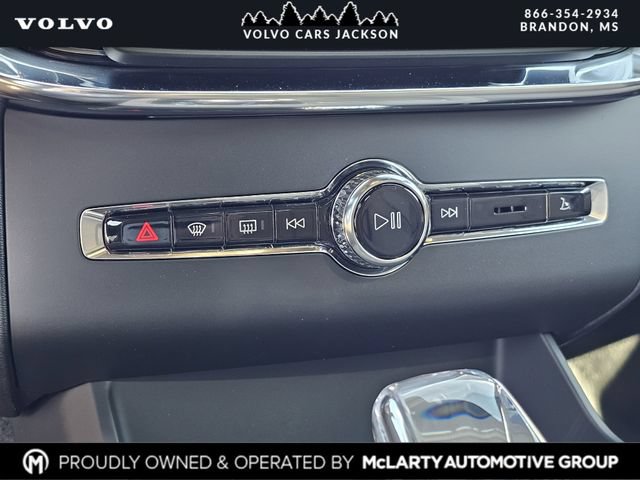 New 2026 Volvo XC90 B6 Plus w/ Protection Package Premier AWD/4WD image 24