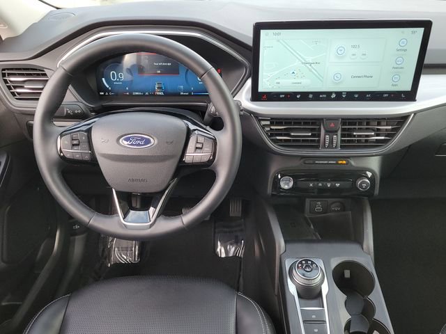 Certified 2025 Ford Escape Platinum AWD/4WD image 9