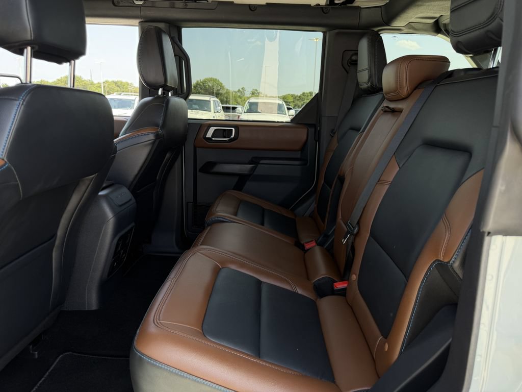 Used 2024 Ford Bronco Outer Banks AWD/4WD image 26