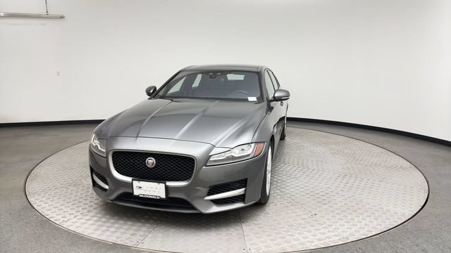 Used 2017 Jaguar XF R-Sport AWD/4WD image 7