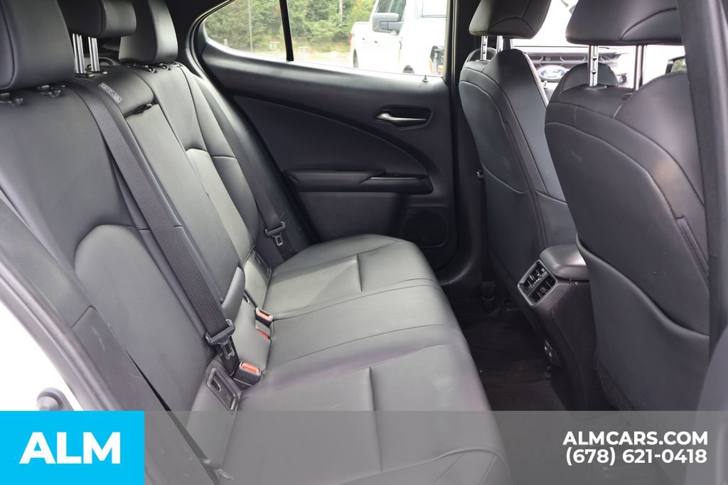 Used 2021 Lexus UX 200 w/ Accessory Package (Z2) FWD image 21