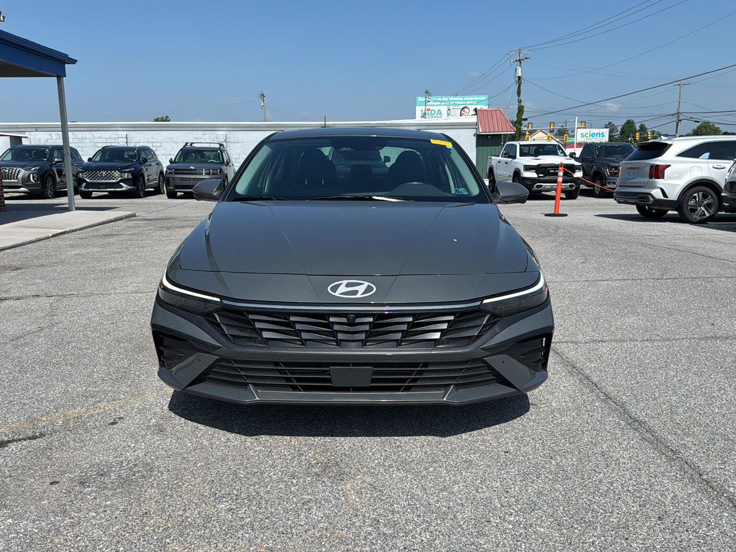 Certified 2024 Hyundai Elantra Limited FWD image 8