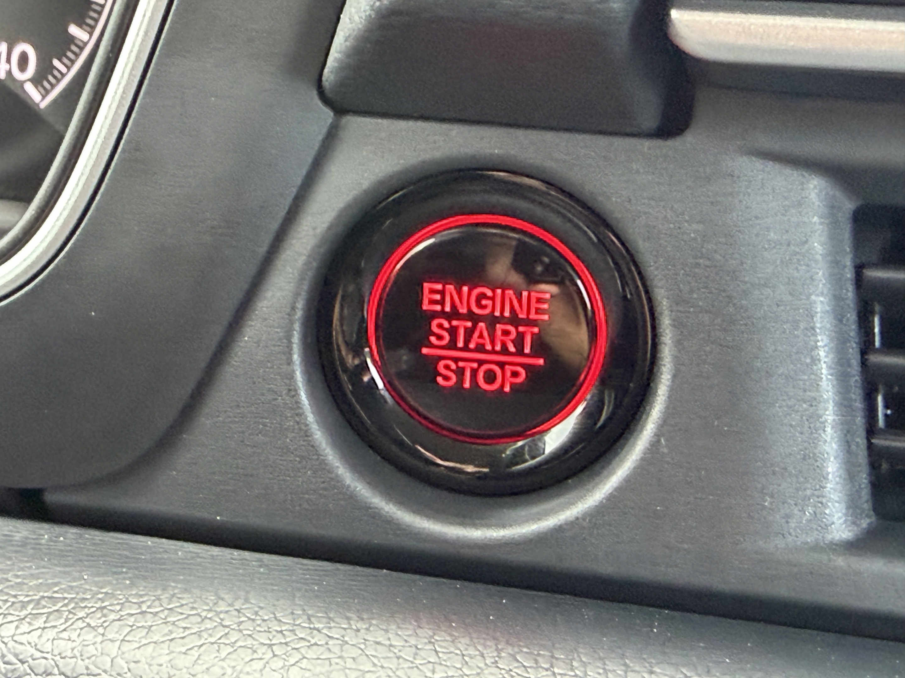 Used 2025 Honda Pilot Touring image 16