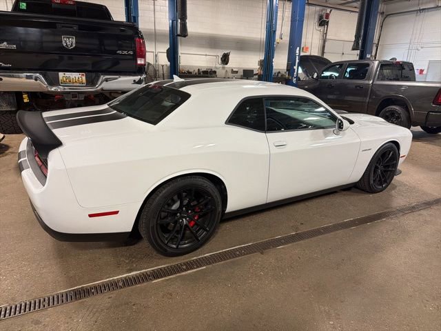 Used 2023 Dodge Challenger SRT Hellcat RWD image 5