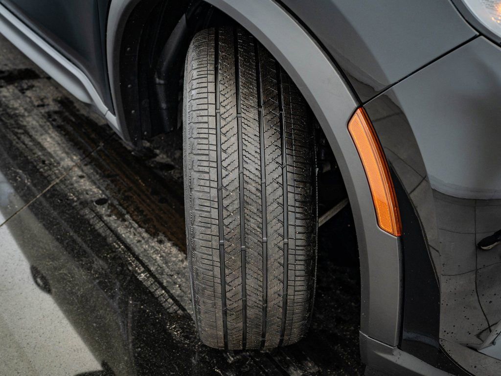 Used 2024 INFINITI QX60 Luxe image 39