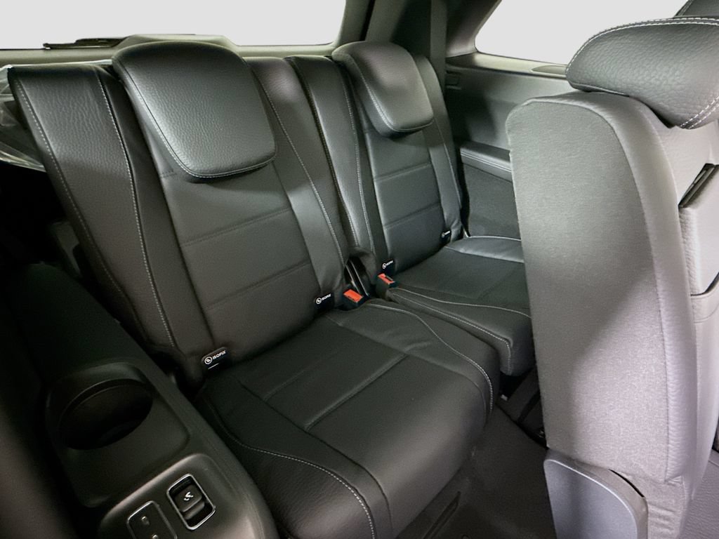 New 2026 Mercedes-Benz GLS 580 4MATIC image 29