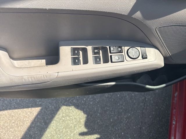 Used 2018 Hyundai Elantra SE FWD image 16