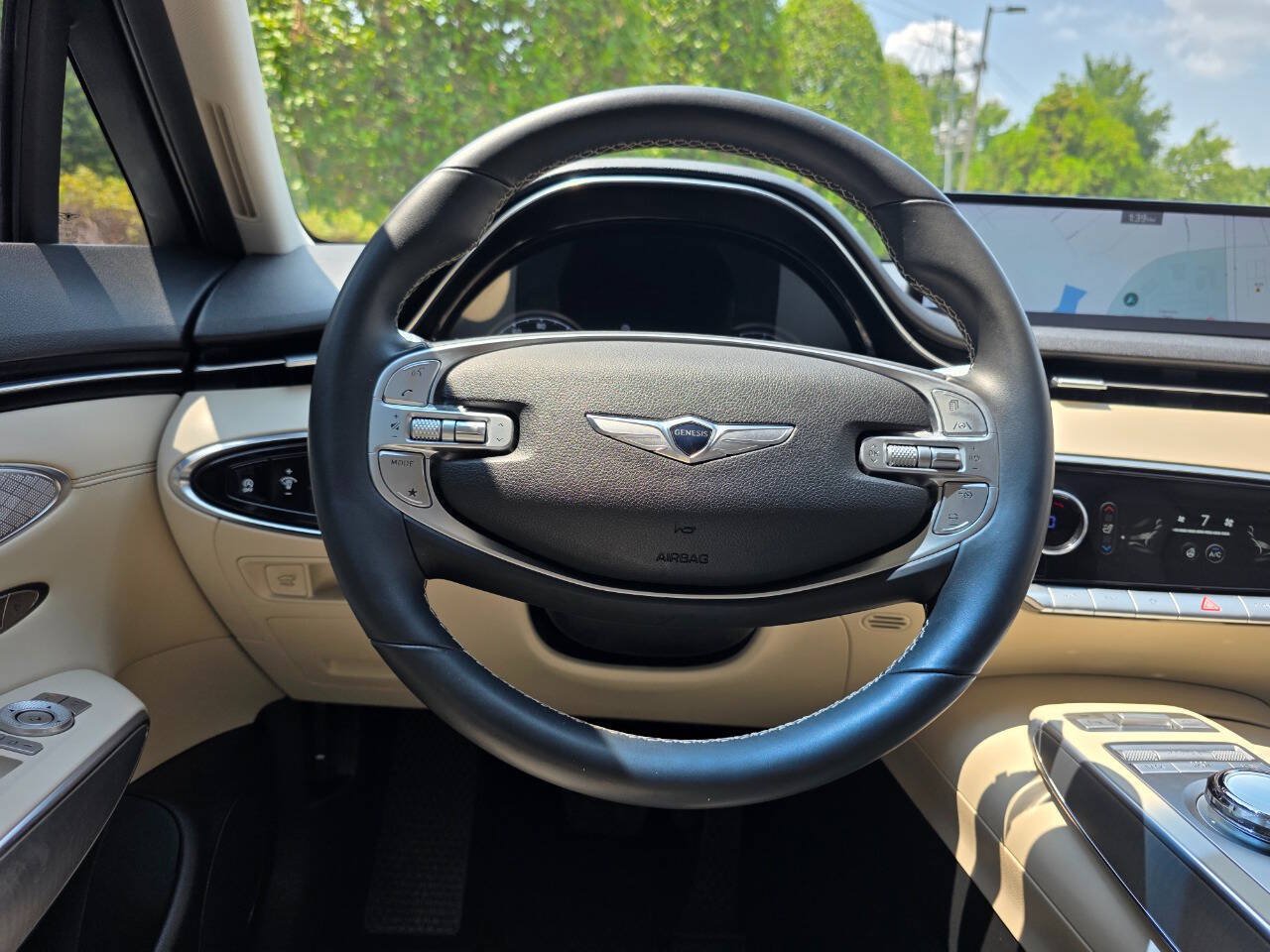 Used 2023 Genesis GV70 2.5T w/ Select Package AWD/4WD image 21
