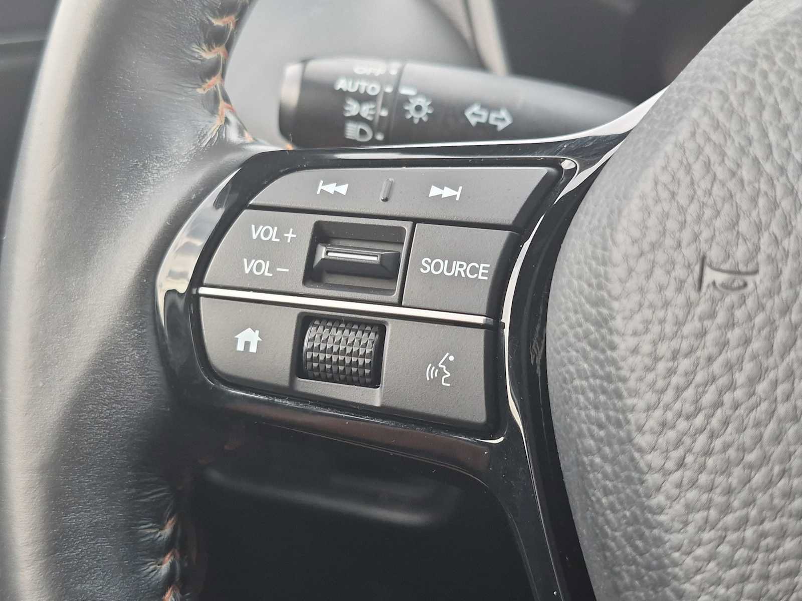 Certified 2025 Honda HR-V Sport image 22