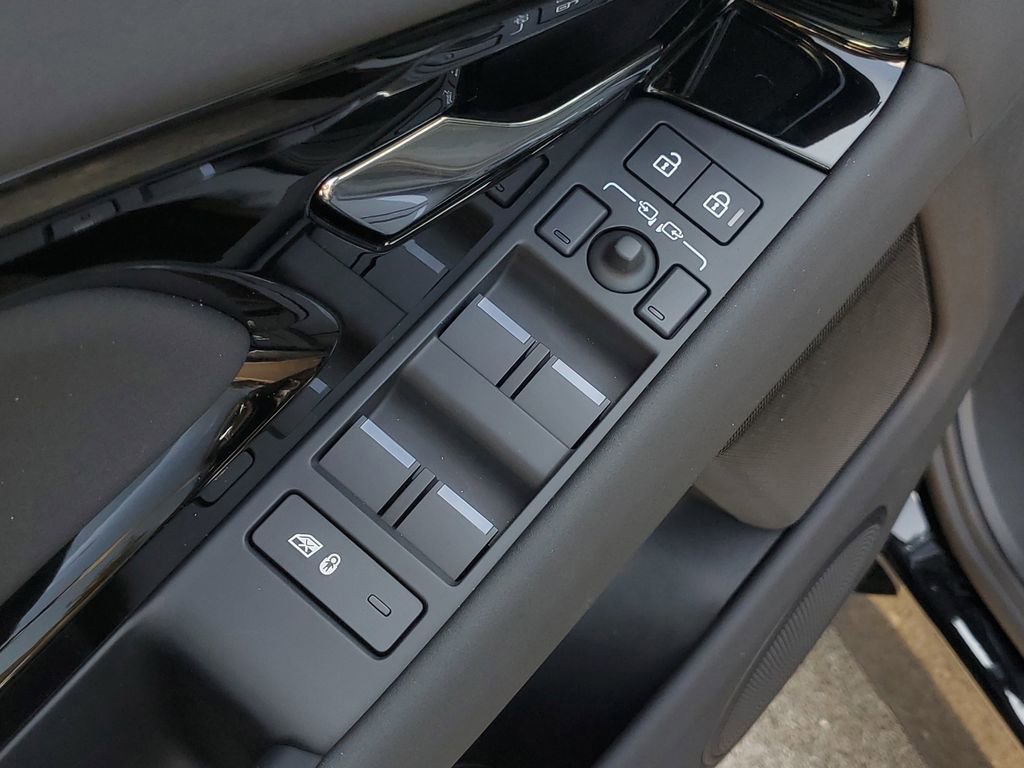 New 2026 Land Rover Range Rover Evoque S image 14