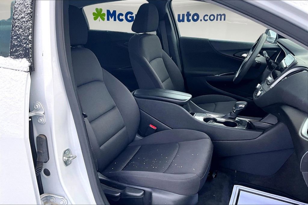 Used 2024 Chevrolet Malibu LT image 25