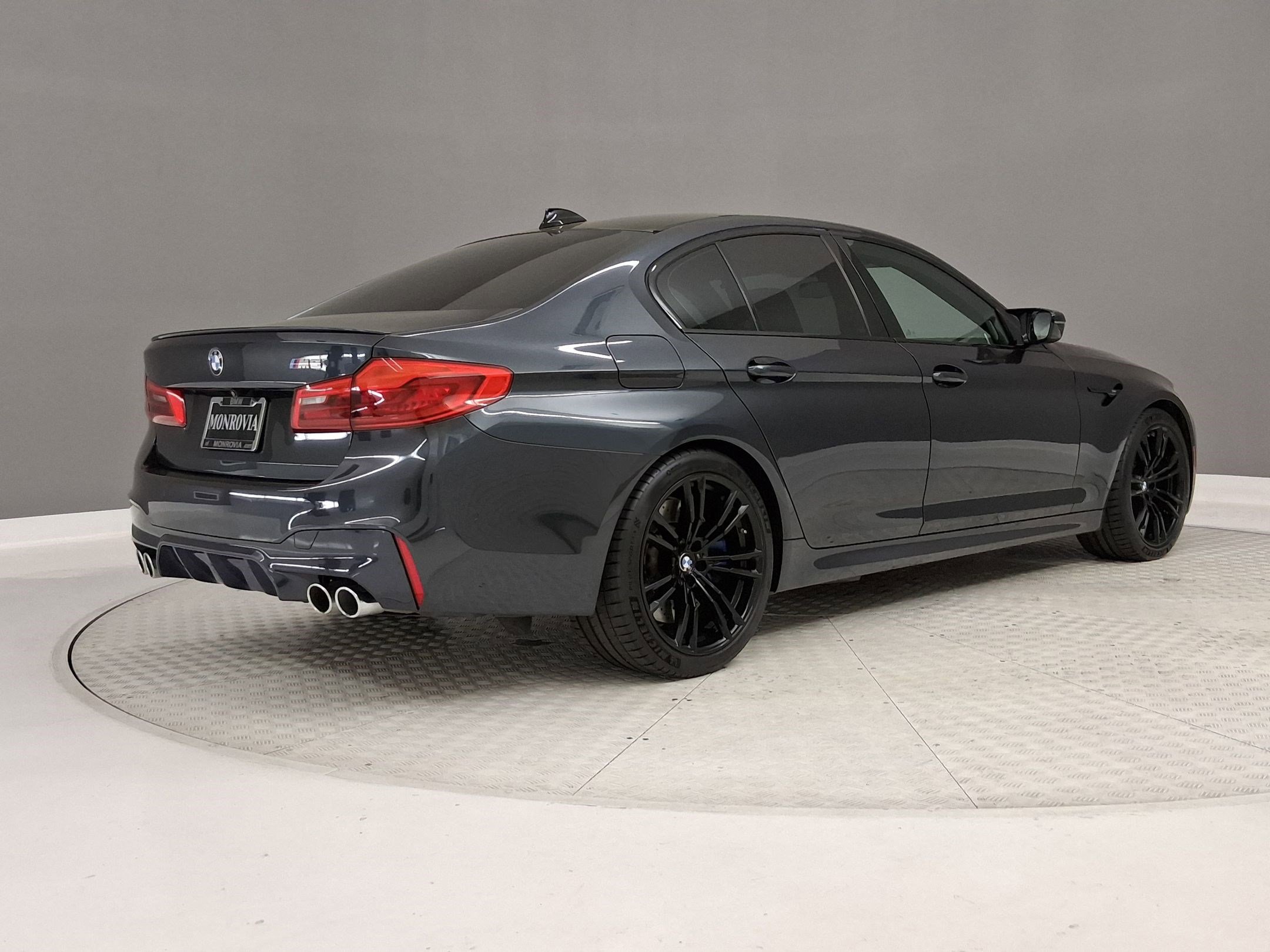 Used 2019 BMW M5 w/ Executive Package image 7